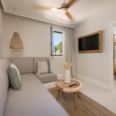 Daia Slow Conil - Adults Only Recommended 5*