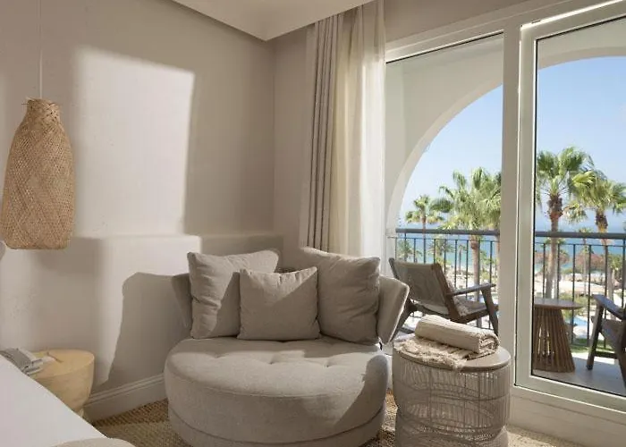 Daia Slow Conil - Adults Only Recommended