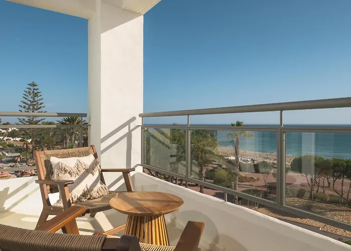 Daia Slow Conil - Adults Only Recommended