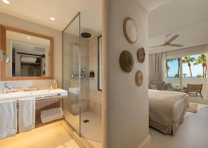 Daia Slow Conil - Adults Only Recommended