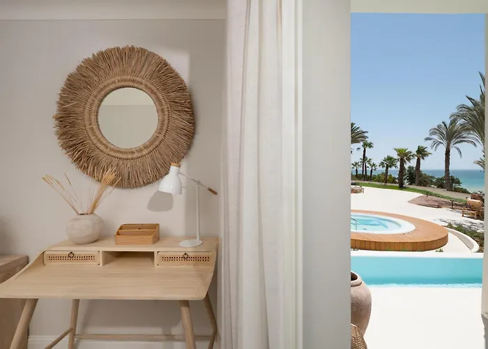 Daia Slow Conil - Adults Only Recommended