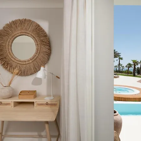 Daia Slow Conil - Adults Only Recommended